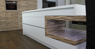 bodinger - interiér dům velká polom kuchyň - 00050