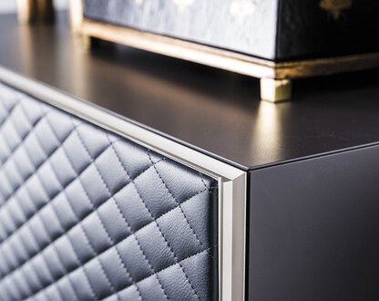 Tiffany - door detail